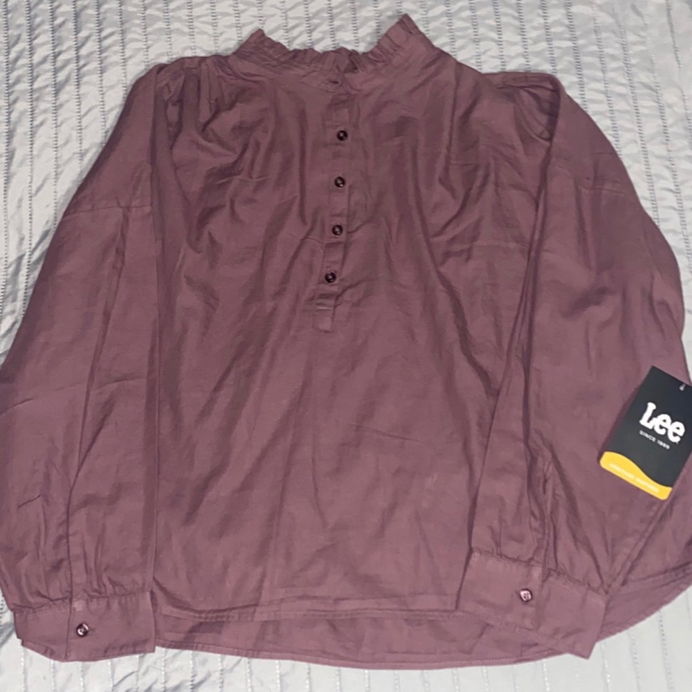Lee Top